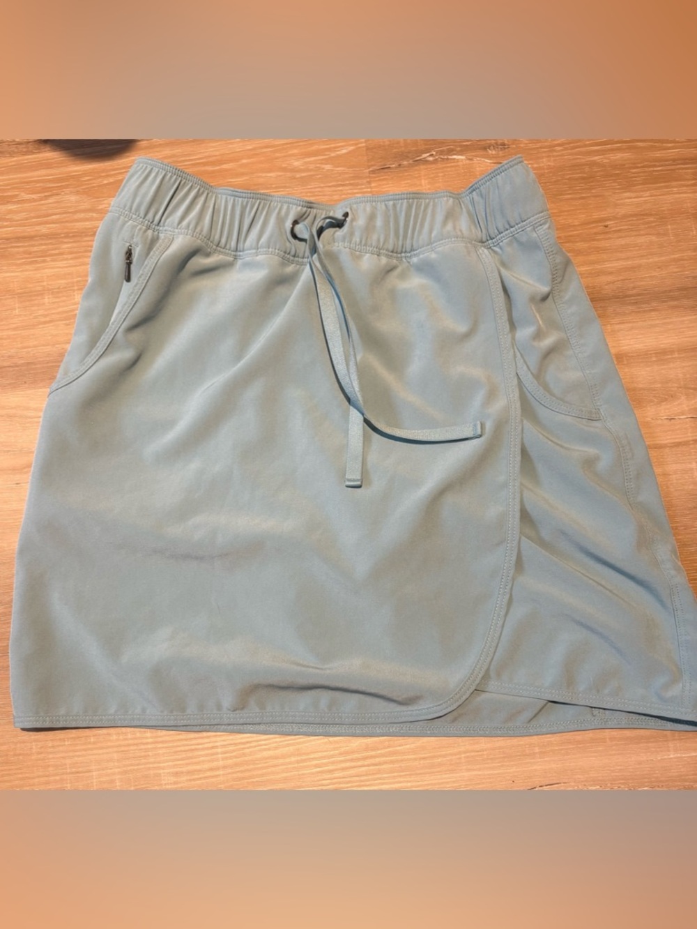 Patagonia light sage athletic skort with drawstring